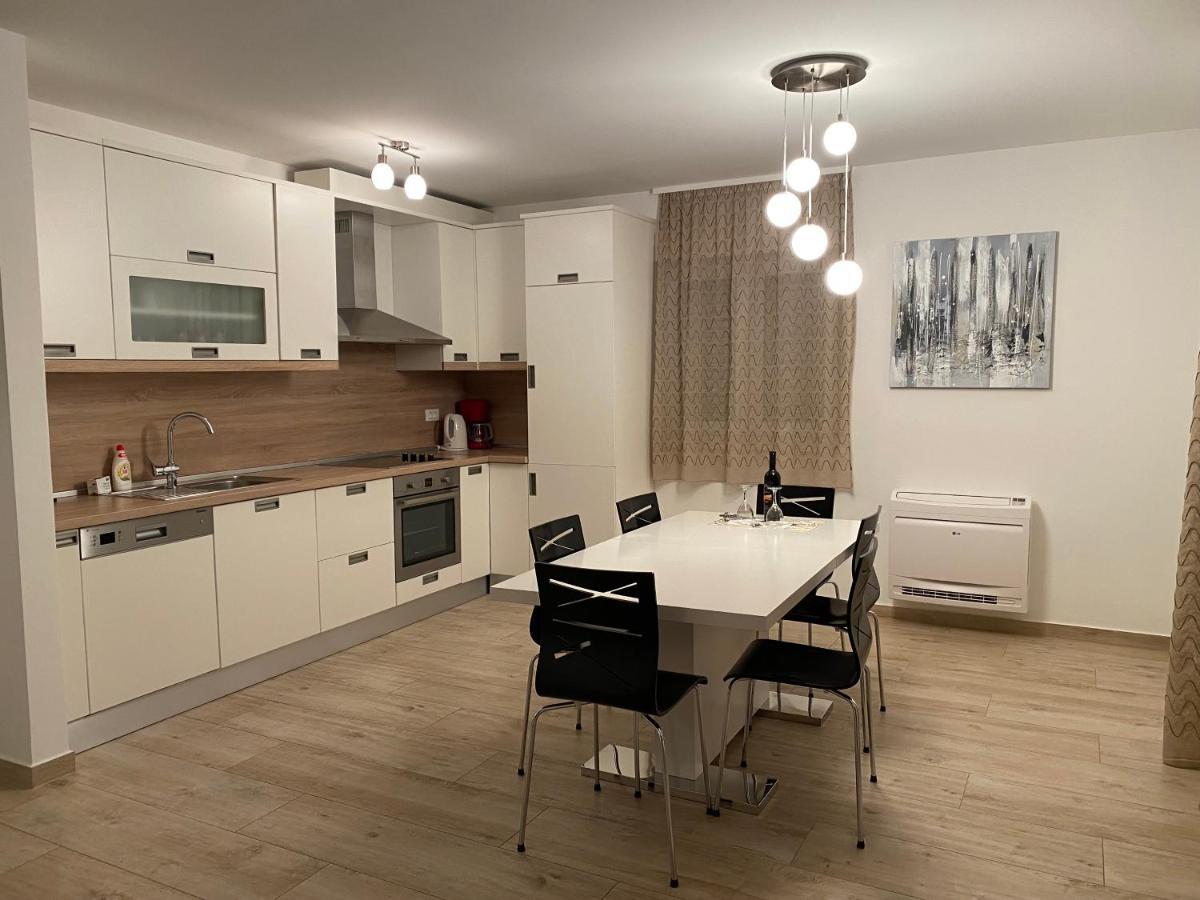 Apartments Carpe Diem Primošten Eksteriør bilde